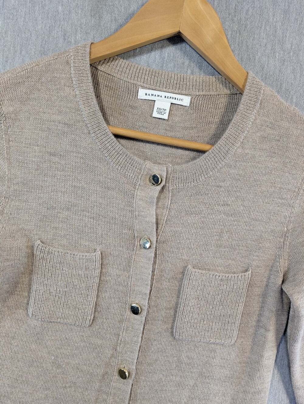 Banana Republic Alpaca Blend Cardigan Sweater Women's XS Light Brown Gold Button